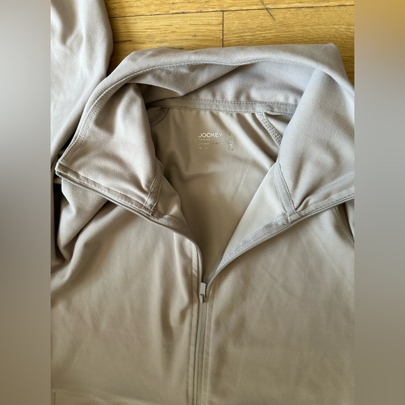 Women's Light Gray Zip-Up Jacket - Picture 3 of 5